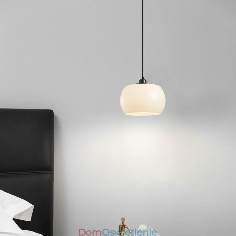 Nowoczesna szklana lampa wisząca w kształcie dyni