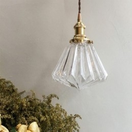 Przezroczysta lampa wisząca z żebrowanego szkła diamentowego