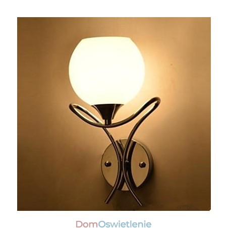 Nowa lampa ścienna, nowoczesna i skrócona lampa nocna Nowa lampa ścienna, nowoczesna i skrócona lampa nocna