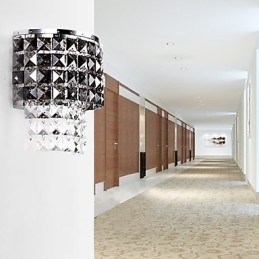 Nowoczesna lampa ścienna z kloszem z tkaniny, metalowa płyta, kryształowy styl dekoracyjny