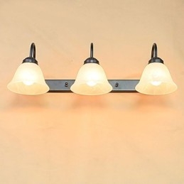 Oświetlenie łazienki w stylu mini rustykalnym, domek metalowy