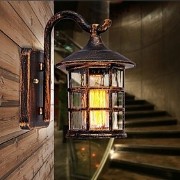 Antyczna rustykalna żelazna wodoodporna zewnętrzna lampa ścienna Vintage latarnia światło rdzawy matowy czarny korytarz korytarz kinkiet