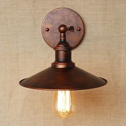Minimalistyczna willa w stylu industrialnym przed nawą kościelną, nostalgiczny parasol, czerwony brąz, dekoracyjna kinkiet ścienny