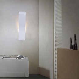 Zakontraktowana i współczesna kreatywna gięta lampa ścienna z kutego żelaza