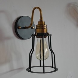 Minimalistyczna artystyczna lampa ścienna z czarnym metalowym kloszem szkieletowym