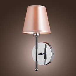 Prosta lampa ścienna o ciepłym świetle