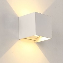Zintegrowana funkcja dla kinkietów ściennych w stylu Mini Ambient Light Kinkiet Kinkiet Kolor losowy