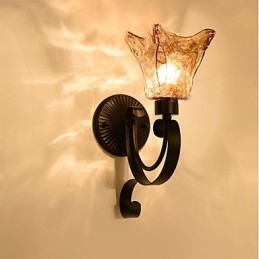 Kinkiet Prosta lampa do salonu Żelazo Dekoracyjna lampa nocna do sypialni Lampa korytarzowa