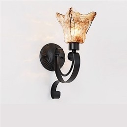Kinkiet Prosta lampa do salonu Żelazo Dekoracyjna lampa nocna do sypialni Lampa korytarzowa