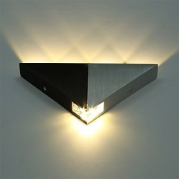 Nowoczesny trójkątny kinkiet ścienny oprawa świetlna do korytarza wewnętrznego lampa ścienna góra dół światło punktowe aluminiowe oświetlenie dekoracyjne do studia restauracja