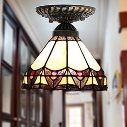 Europejskie wiejskie kreatywne sztuki witrażowe absorbują światło lampy kopuły