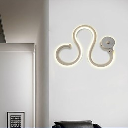 Nowoczesna minimalistyczna lampa aluminiowa lampa sypialniana lampka nocna dekoracja projektanci kształt oświetlenie korytarza kreatywne lampy do salonu