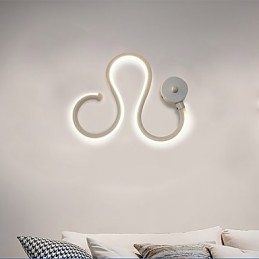 Nowoczesna minimalistyczna lampa aluminiowa lampa sypialniana lampka nocna dekoracja projektanci kształt oświetlenie korytarza kreatywne lampy do salonu