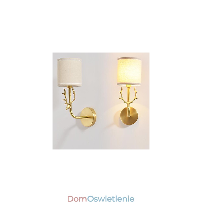 Prosty, zabytkowy, tradycyjny, klasyczny, mosiężny element do kinkietów ściennych w stylu mini, oświetlenie otoczenia