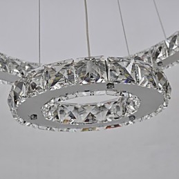 Tradycyjny klasyczny chromowany metalowy żyrandol
