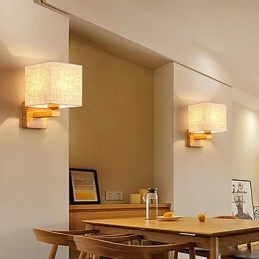 Minimalistyczna lampa stołowa z litego drewna, lampka nocna na biurko