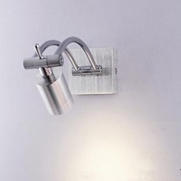 Kreatywna lampa ścienna z ramieniem bujanym przy łóżku