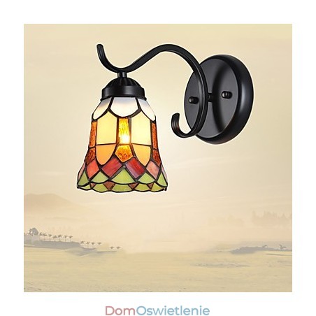Cecha malowania rustykalnego domku dla kinkietów ściennych z oświetleniem typu downlight Cecha malowania rustykalnego domku dla kinkietów ściennych z oświetleniem typu downlight
