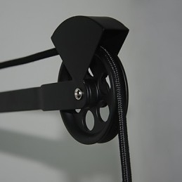 Amerykańska lampa ścienna w stylu rustykalnym, retro, kreatywna, drewniana lampa ścienna z kołem pasowym