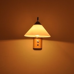 Prosta lampa ścienna, lampka nocna, biurko z kloszem szklanym i litego drewna do sypialni, komody, salonu, pokoju dziecięcego, akademika, stolika kawowego, biblioteczki