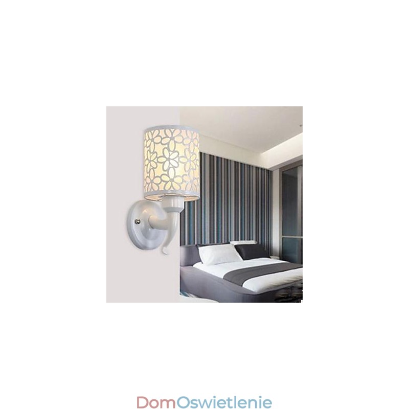 Nowoczesna modna lampka nocna