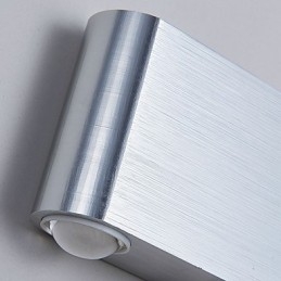Nowoczesna, lekka, aluminiowa lampa ścienna do montażu na płasko, zintegrowana