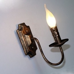 Antyczna lampa ścienna w kształcie świecy prosta lampa korytarzowa balkonowa lampa ścienna
