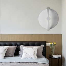 Żelazna lampa ścienna Lodge Simple Country Modern Contemporary Painting Feature dla miniaturowego stylu Ambient Light