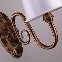 Tradycyjna klasyczna galwanizowana funkcja ochrony oczu Kinkiety ścienne Downlight Kinkiet