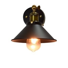Maluj pojedynczą ścianę Żelazna lampa ścienna Głupia czarna lampa miecza świetlnego na ścianie