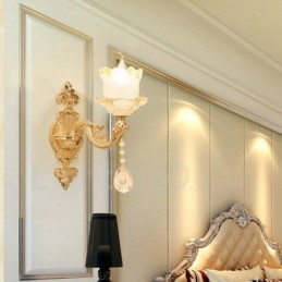 Pojedyncze światło Tradycyjne Klasyczne Salon Jadalnia Sypialnia Metalowe Luksusowe Kinkiety Wewnętrzne