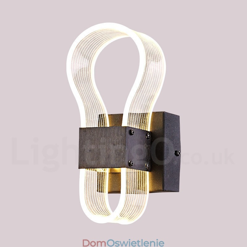 Nowoczesna lampa ścienna z kloszem akrylowym do korytarza w sypialni