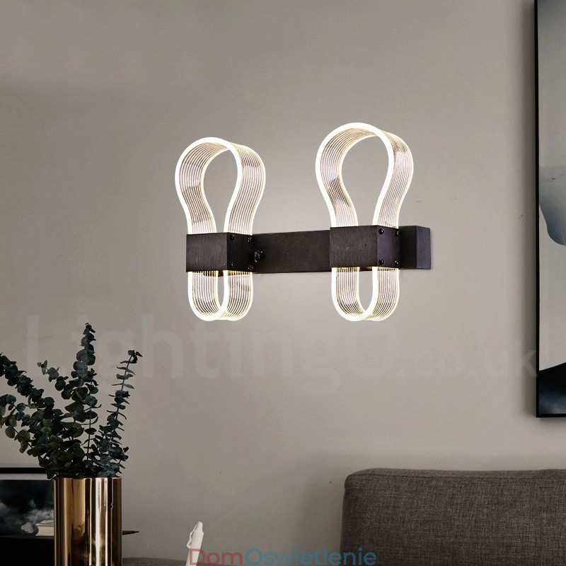 Nowoczesna lampa ścienna z kloszami akrylowymi do korytarza w sypialni