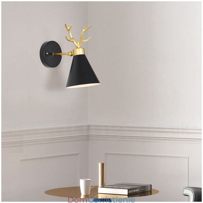 Nowoczesna lampa ścienna z porożem