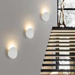 Aluminiowa lampa ścienna zewnętrzna do ogrodu i balkonu