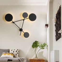 Nowoczesna lampa ścienna w kształcie geometrycznym, oprawa żelazna