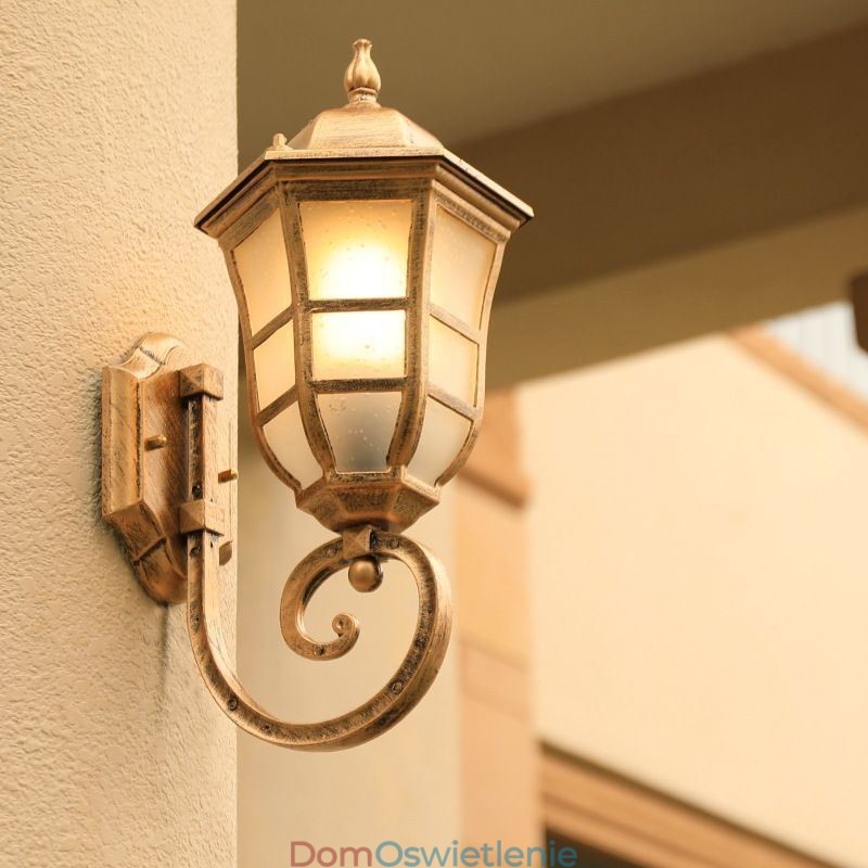 Europejska kinkiet Retro lampa zewnętrzna pojedyncza głowica wodoodporna lampa ścienna ze szkła mrożonego