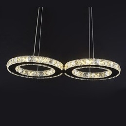 Współczesna lampa wisząca z metalu w kolorze chromu i kryształu