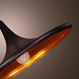 Nowoczesna aluminiowa lampa wisząca z czarnym kloszem