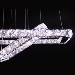 Nowoczesna współczesna lampa wisząca z kryształu i metalu