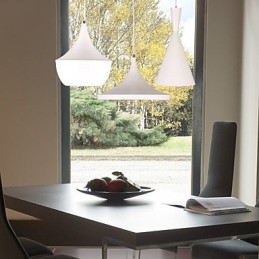 Miniaturowa lampa wisząca z metalu