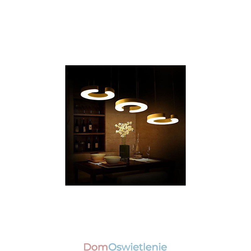 Żyrandol akrylowy typu Three C