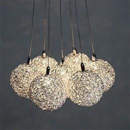 Nowoczesna, współczesna, miniaturowa lampa wisząca z galwanizowanego metalu