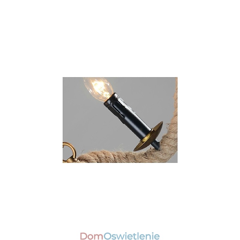 Tradycyjna klasyczna zabytkowa retro latarnia wiejska galwanizowana metalowa lampa wisząca