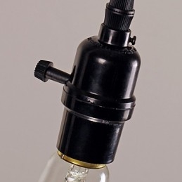 Tradycyjna klasyczna lampa wisząca w stylu vintage mini