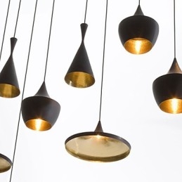 Miniaturowa lampa wisząca z metalu